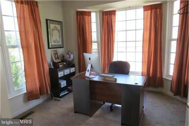 17075 Anns Brook Ct, Woodbridge, VA 22191 - photo 6