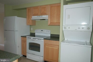 590 West Ct unit 12G, Glen Burnie, MD 21061 - photo 6