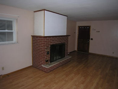 216 32nd St W, Huntington, WV 25704 - photo 4