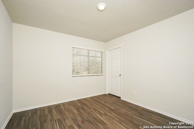707 Belle Watling, San Antonio, TX 78221 - photo 6