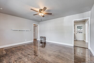 354 Las Palmas Dr, San Antonio, TX 78237 - photo 7