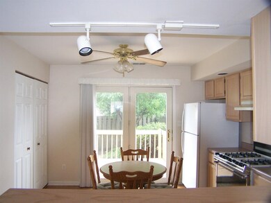 552 Briarwood Dr, Dyer, IN 46311 - photo 6