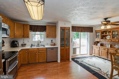 9520 Mellow Ct, Laurel, MD 20723 - photo 7