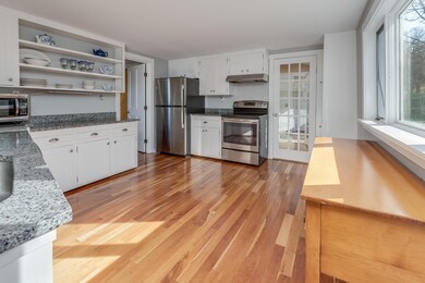 32 Pleasant St, Lyme, NH 03768 - photo 5