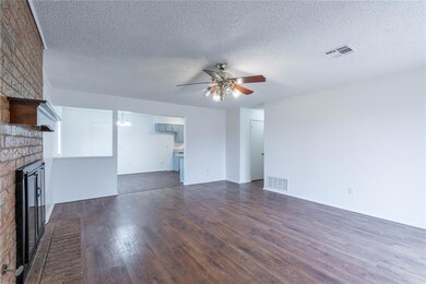 201 S Morgan Dr, Moore, OK 73160 - photo 6