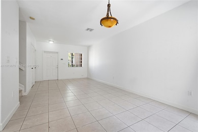 21460 SW 85th Passage, Cutler Bay, FL 33189 - photo 5