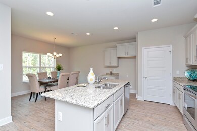 6 Kitchen1