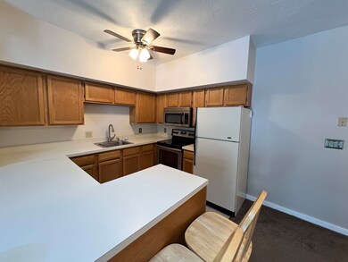 5 Tenney Brook Rd unit G-4, Plymouth, NH 03264 - photo 5