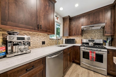 11913 Pine Forest Rd, Truckee, CA 96161 - photo 7