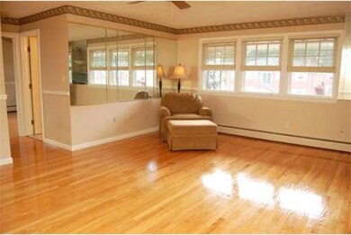 7 Austin Ct unit J, Saugus, MA 01906 - photo 4