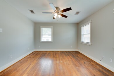 3406 Norhill Blvd unit 2, Houston, TX 77009 - photo 7