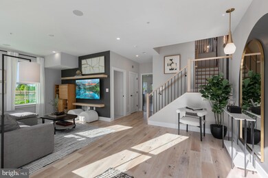 14925 Dispatch St, Rockville, MD 20850 - photo 3