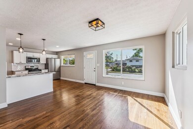 Living/Kitchen