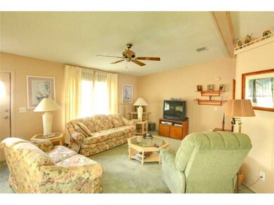 708 Periwinkle Cir, Sebastian, FL 32976 - photo 2