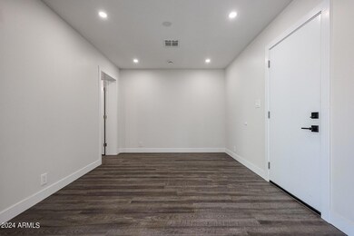 Dining/Bonus Room