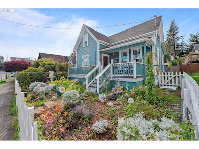 611 S 9th St, Coos Bay, OR 97420 - photo 4