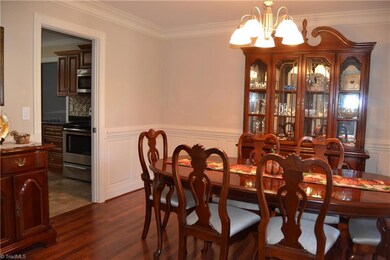 997 E Chamberlin Dr, Asheboro, NC 27205 - photo 4