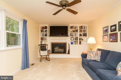 6203 Guthrie Ct, Sykesville, MD 21784 - photo 7