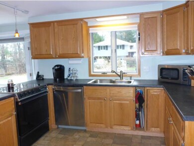 54 Sweeney Rd, Keene, NH 03431 - photo 5