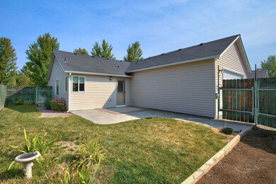 20653 Daisy Ln, Bend, OR 97702 - photo 5