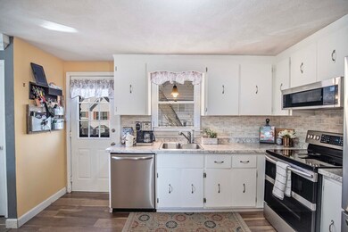 83 Summit St, Malden, MA 02148 - photo 4