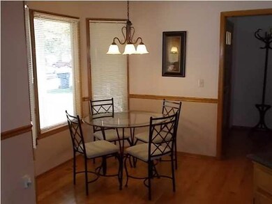 PERFECT Eating space in the Kitchen