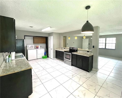 Kitchen / Laundry