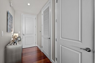 The Plaza Condominiums unit 3311-1, Raleigh, NC 27601 - photo 5