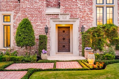 2158 Chilton Rd, Houston, TX 77019 - photo 3