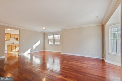 19944 Appledowre Cir, Germantown, MD 20876 - photo 3