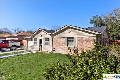 1111 Randa St, Copperas Cove, TX 76522 - photo 2