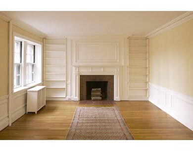 984 Memorial Dr unit 204, Cambridge, MA 02138 - photo 3