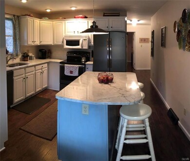 6838 Lime Kiln Rd, Slatington, PA 18080 - photo 7