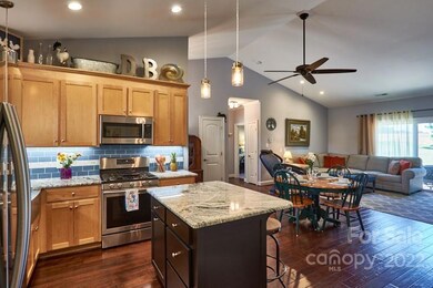 129 Foy Ln, Statesville, NC 28625 - photo 7