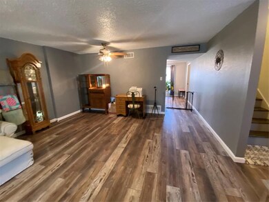 2917 Shady Knoll Ln, Bedford, TX 76021 - photo 4