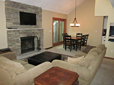 203 Cumberland Rd, Pocono Pines, PA 18350 - photo 4