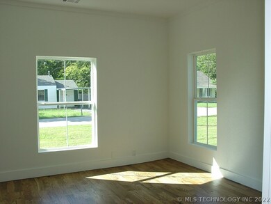 122 W Knoxville St, Broken Arrow, OK 74012 - photo 3