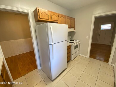 563 Aiken Rd, Jacksonville, FL 32216 - photo 6