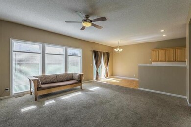 7335 Silverheel St, Shawnee, KS 66227 - photo 5