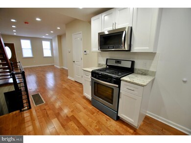 2050 Fernon St, Philadelphia, PA 19145 - photo 4