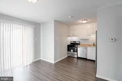 1599 N East St unit 18, Frederick, MD 21701 - photo 6