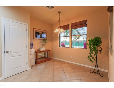 13668_W_Cypress-Dine area