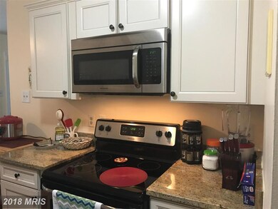 6827 Milltown Ct, District Heights, MD 20747 - photo 4