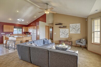 1108 N Tara Lee St, Medical Lake, WA 99022 - photo 4