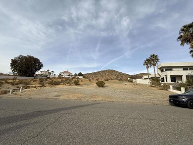 123 Menahka Rd unit 638, Apple Valley, CA 92307 - photo 2