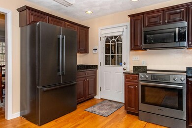 154 Old Post Rd, York, ME 03909 - photo 5