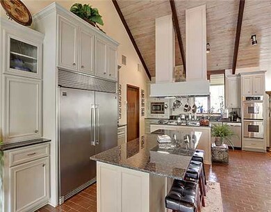 1220 W Fourth Ave, Picayune, MS 39466 - photo 2