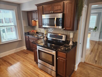 1 Plantation St unit 2, Worcester, MA 01604 - photo 6