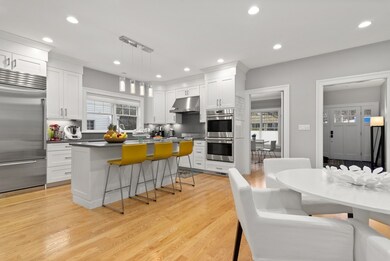 731 Beacon St unit 1, Newton Center, MA 02459 - photo 3