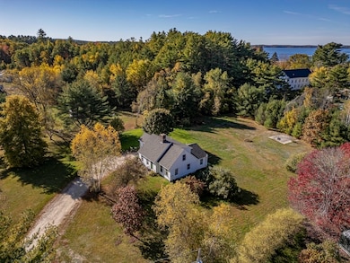 7 Salmon Run, Raymond, ME 04071 - photo 3